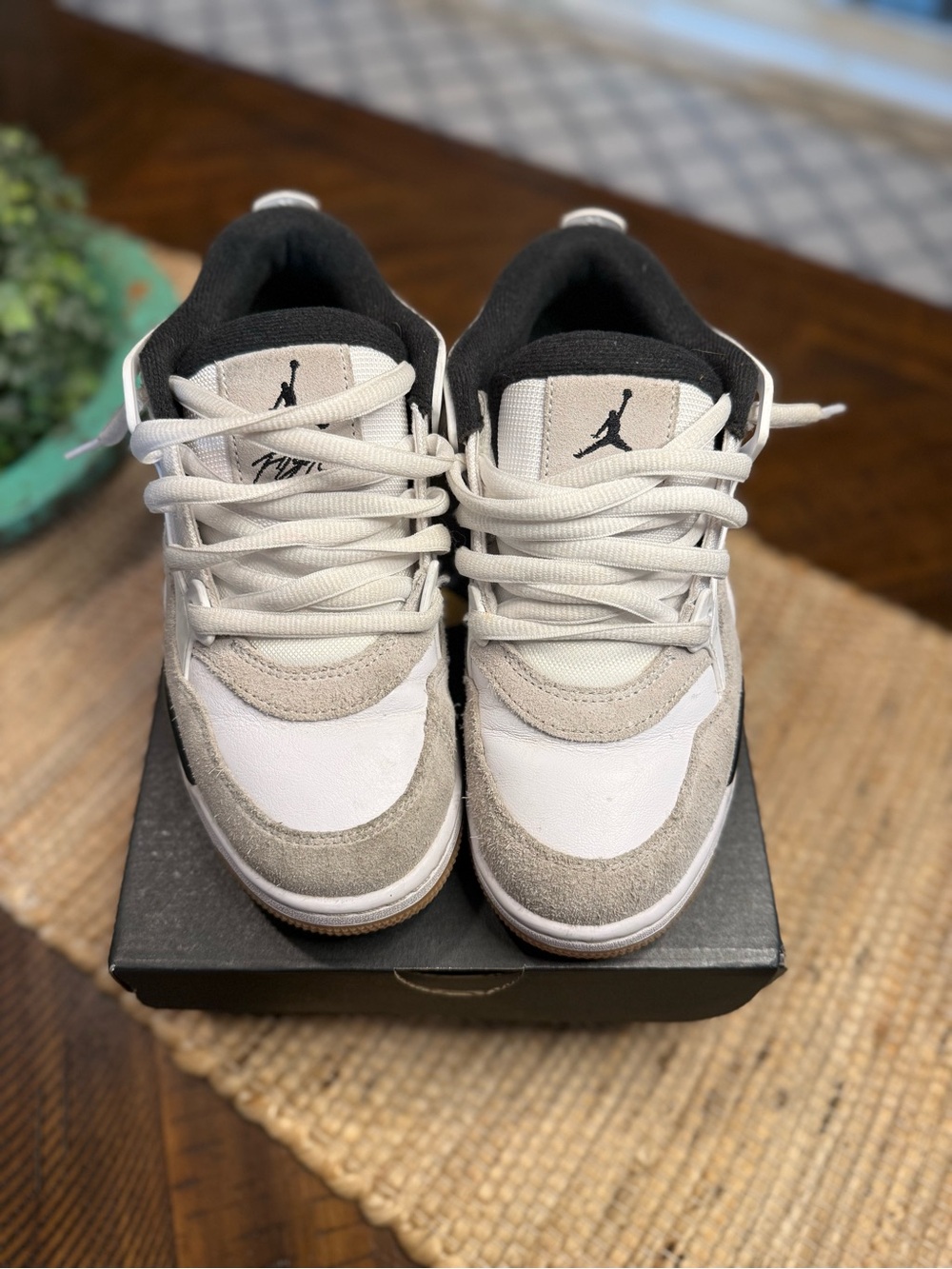 Nike Air Jordan 4 Boy’s White & Black Low-Top Sneakers - Picture 3 of 10